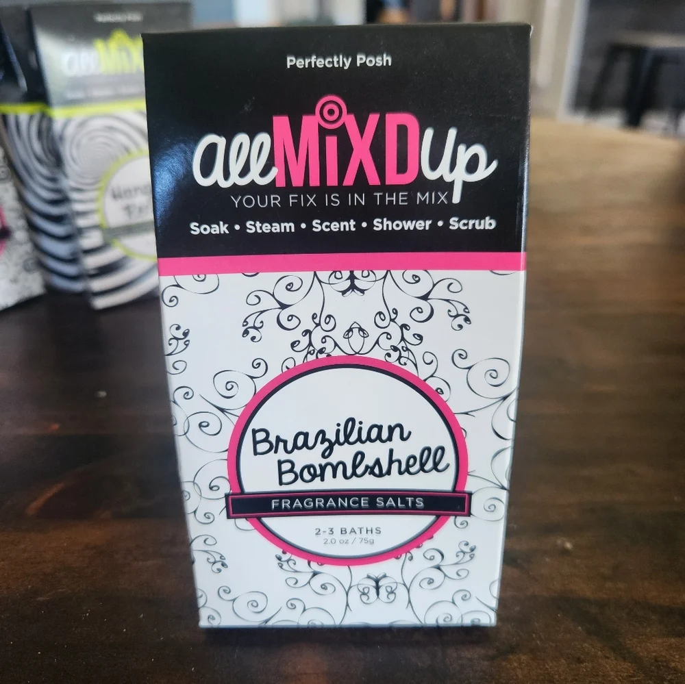 NEW Perfectly Posh fragrance salts